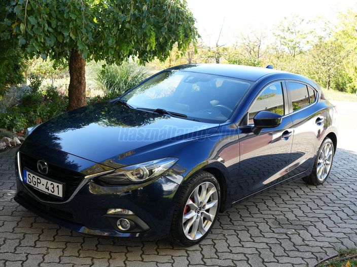 MAZDA 3 Sport 2.0 Revolution