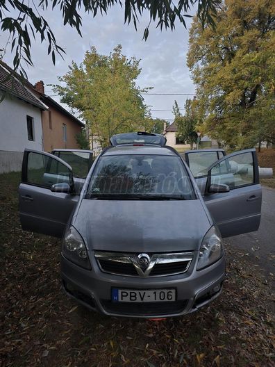 OPEL ZAFIRA B Van 1.9 CDTI DPF Edition