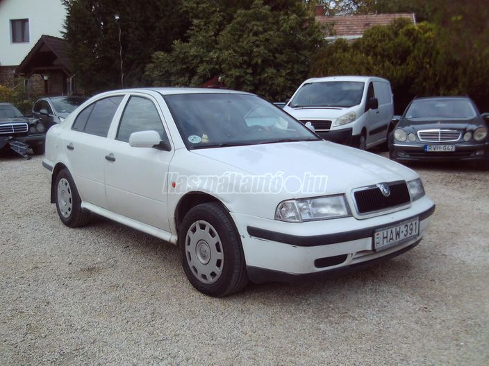 SKODA OCTAVIA 1.6 Classic