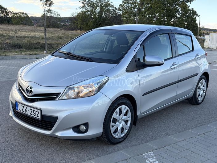TOYOTA YARIS 1.33 Executive