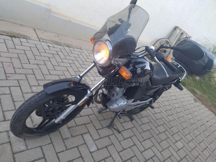 YAMAHA YBR 125