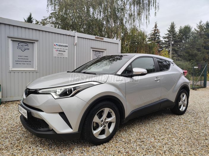 TOYOTA C-HR 1.8 Hybrid Active e-CVT