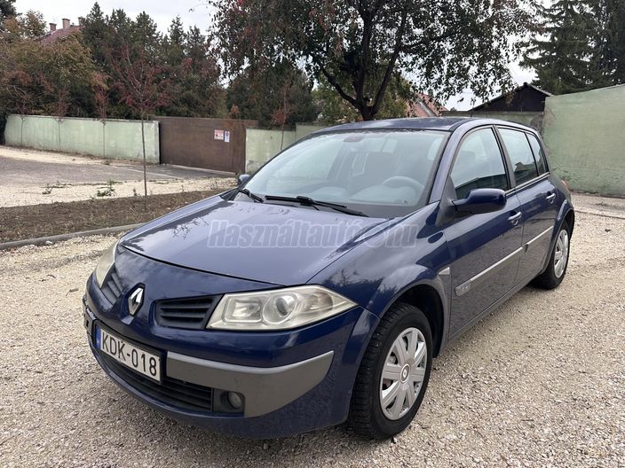 RENAULT MEGANE 1.6 Azure