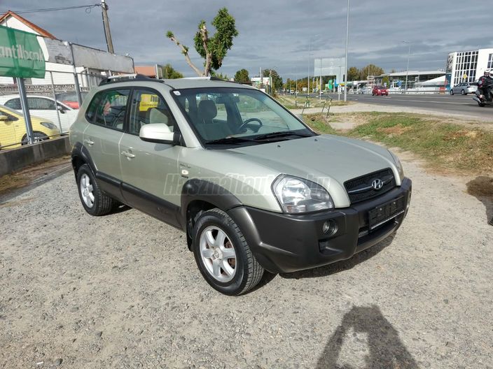 HYUNDAI TUCSON 2.0 CRDi Dynamic 2WD