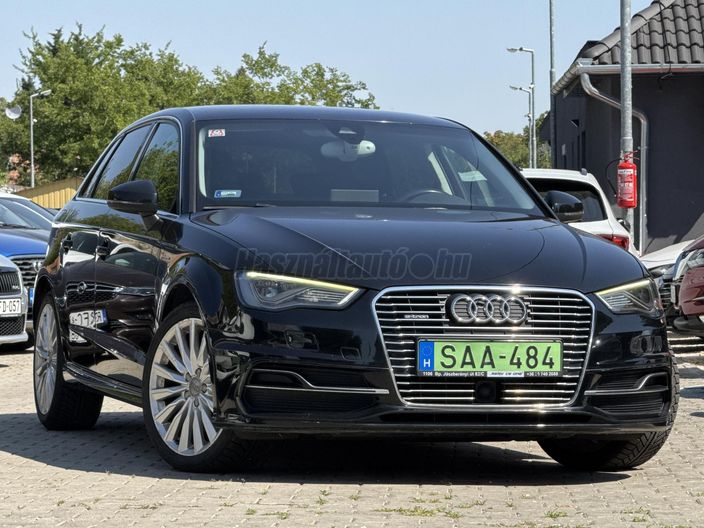 AUDI A3 Sportback 1.4 TFSI Ambiente S-tronic e-tron