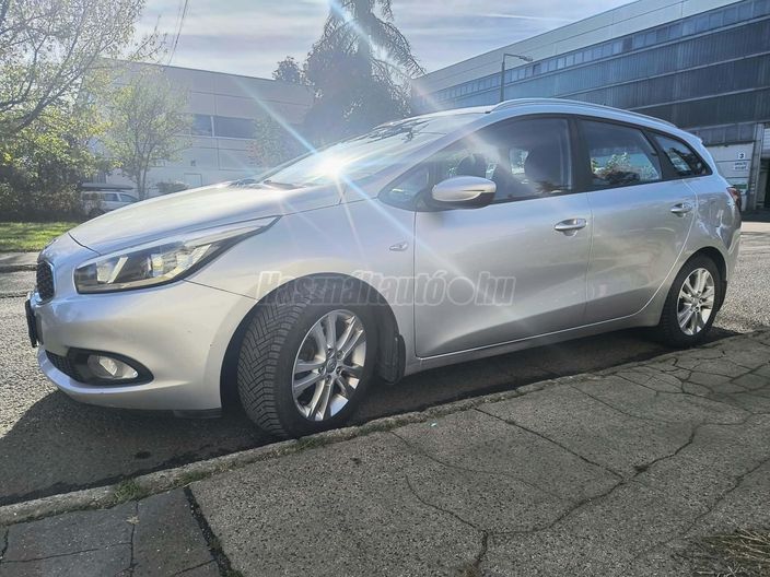 KIA CEE'D SW 1.4 CVVT EX