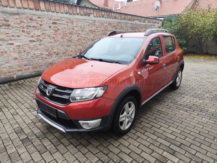 DACIA SANDERO 0.9 TCe Stepway Arctic EURO6