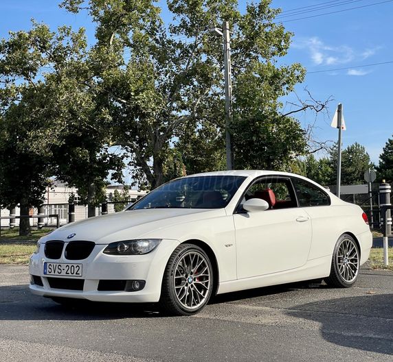 BMW 325 325i (Automata)