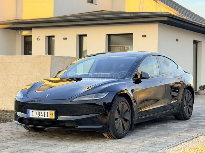 TESLA MODEL 3 Long Range RWD (Automata)