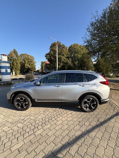 HONDA CR-V 1.5 Lifestyle AWD (7 személyes)