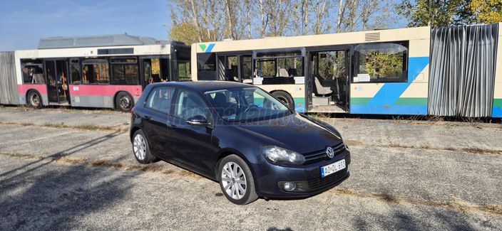 VOLKSWAGEN GOLF VI 1.6 TDi Trendline