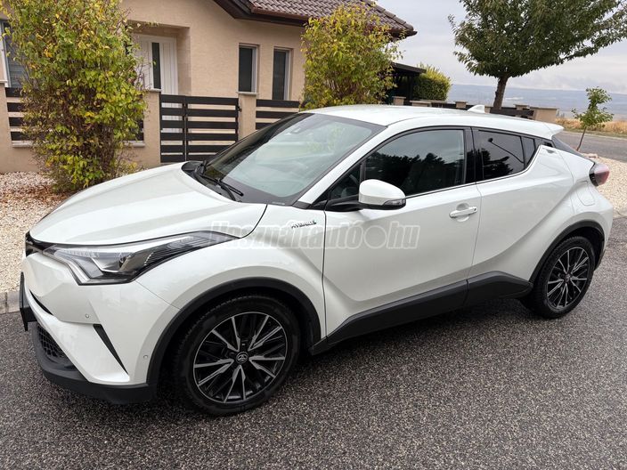 TOYOTA C-HR 1.8 Hybrid Executive LED Premium pack e-CVT