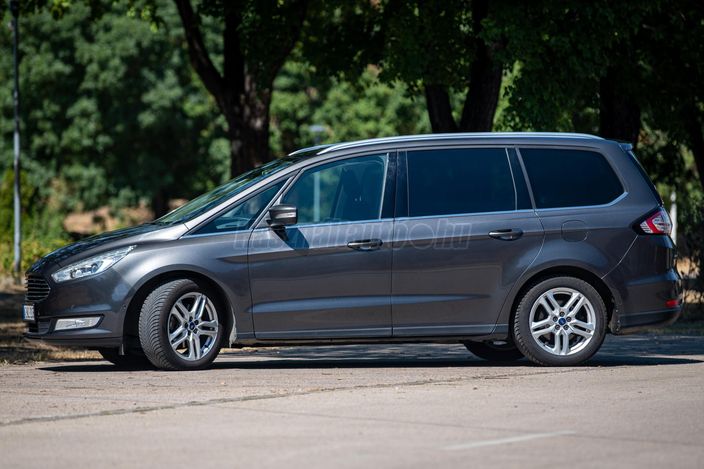 FORD GALAXY 2.0 TDCi Titanium Powershift