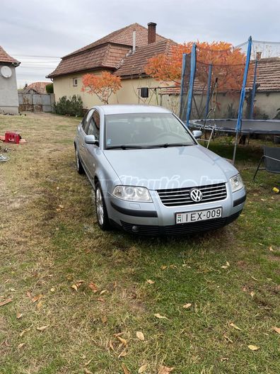 VOLKSWAGEN PASSAT 1.9 PD TDI Comfortline