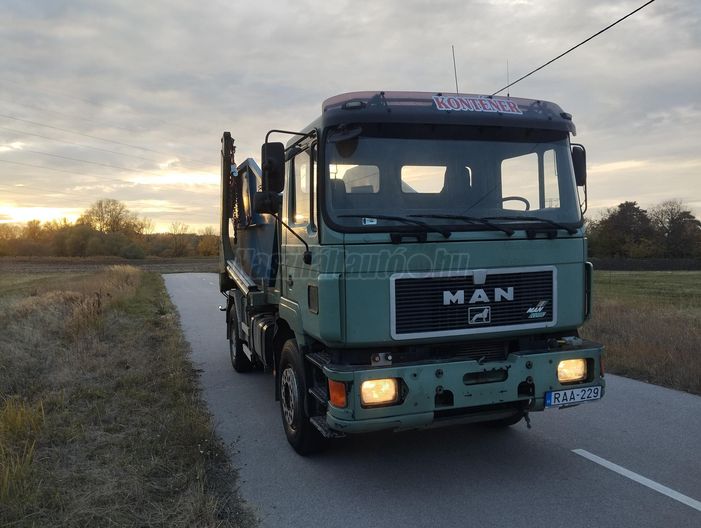 MAN F90