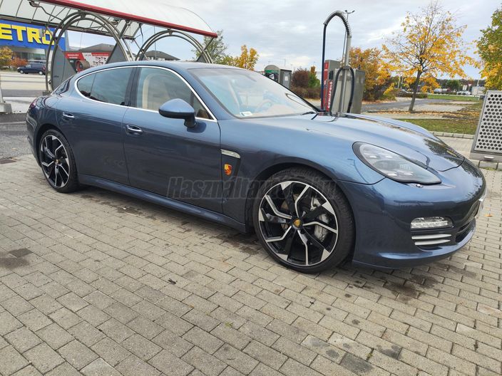PORSCHE PANAMERA 4S PDK