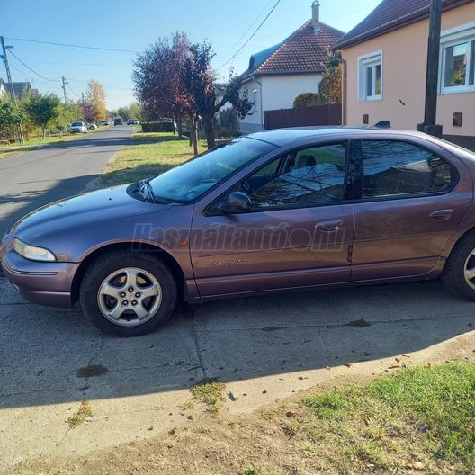 CHRYSLER STRATUS 2.0 LX Premium