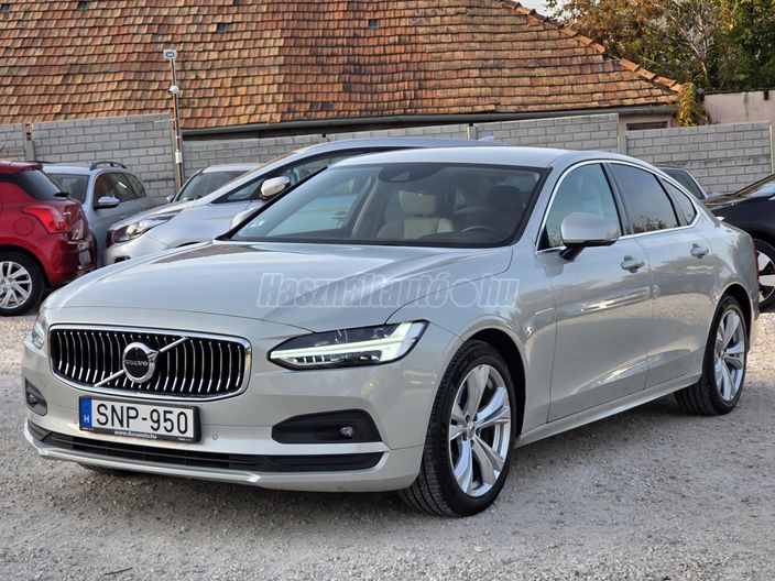 VOLVO S90 2.0 [B4] MHEV Momentum Pro Geartronic