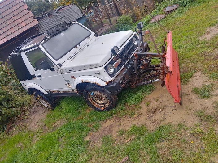 SUZUKI SJ SAMURAI