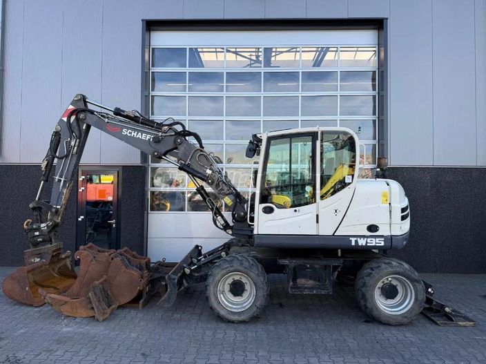 TEREX TW95 gumikerekes kotró (Powertilt + Kanál csomag!) 8/35