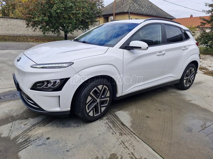 HYUNDAI KONA EV 64kWh Premium Edition