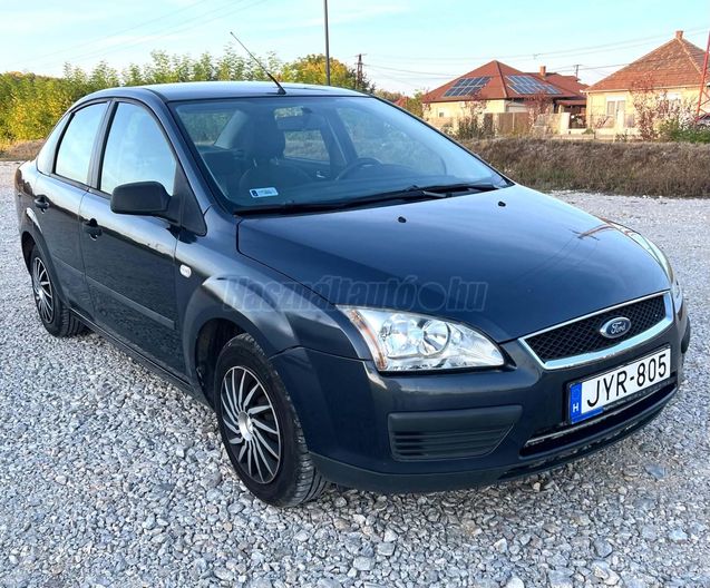 FORD FOCUS 1.4 Ambiente