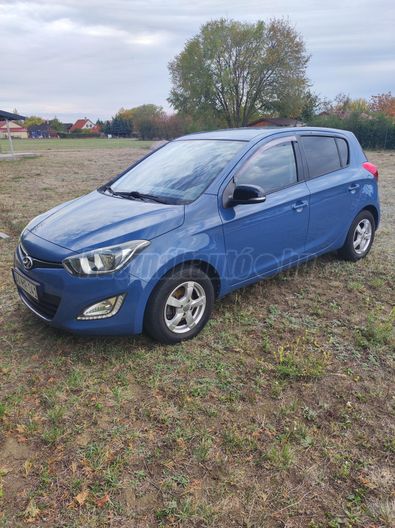HYUNDAI I20 1.25 Life AC