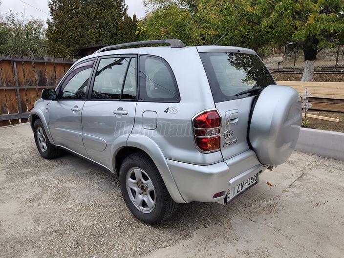 TOYOTA RAV 4 Rav4 2.0 4x4