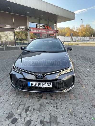 TOYOTA COROLLA Sedan 1.8 Hybrid Comfort e-CVT