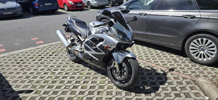 HONDA CBR 600 F4