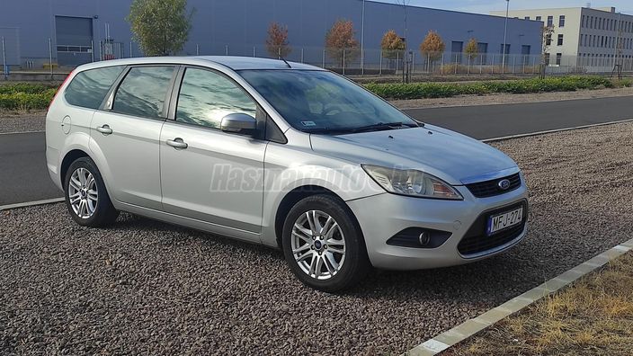 FORD FOCUS 1.6 Ghia
