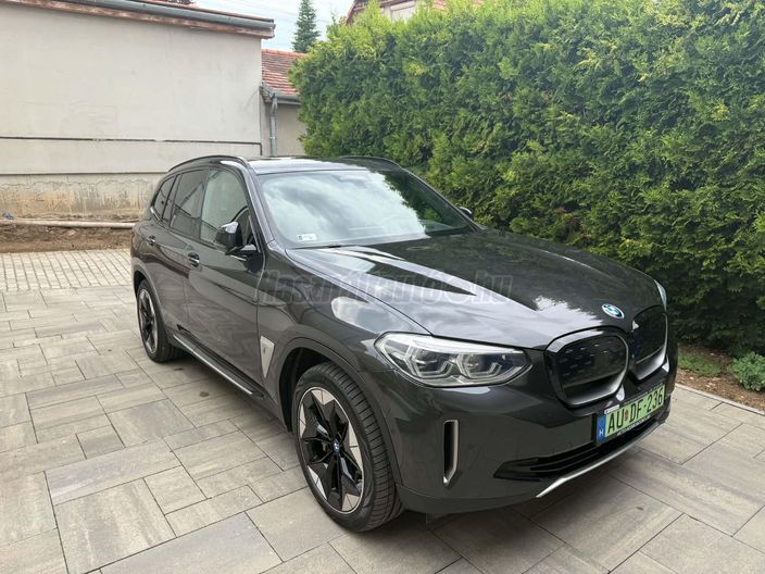 BMW IX3 73,9kWh
