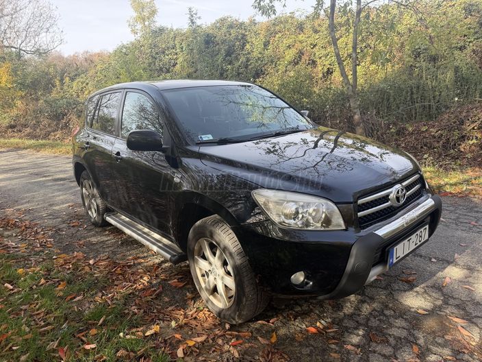 TOYOTA RAV 4 Rav4 2.2 D-4D 4x4