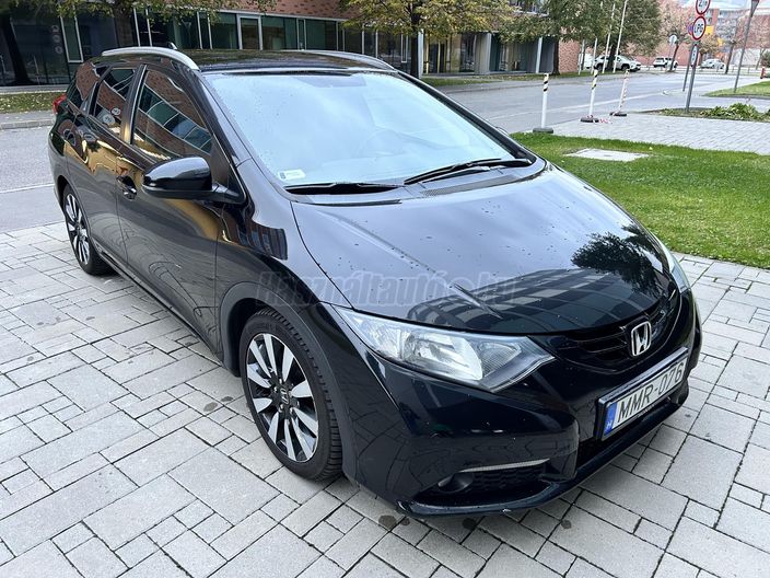 HONDA CIVIC Tourer 1.8 Lifestyle