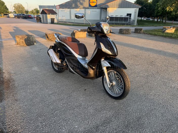 PIAGGIO BEVERLY 300