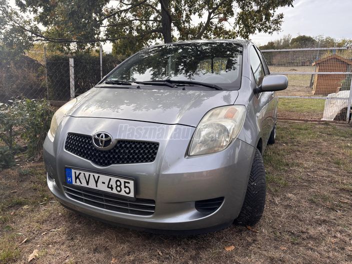 TOYOTA YARIS 1.0