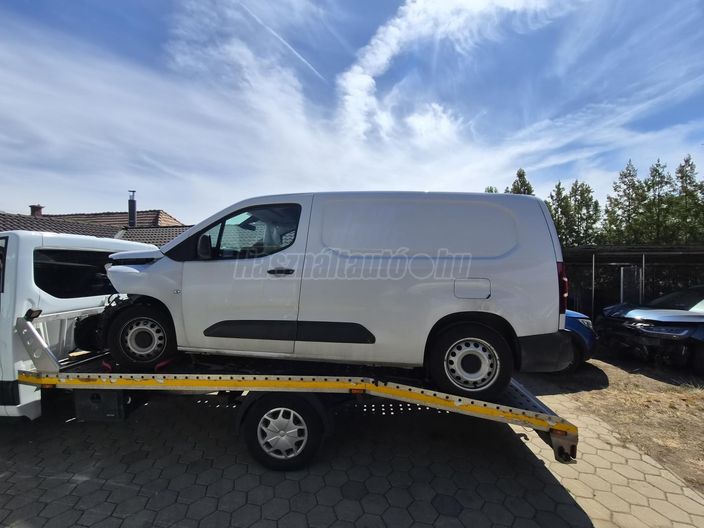 TOYOTA PROACE City 1.2 T Active Smart Cargo L1H1