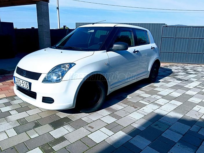 SUZUKI SWIFT 1.3 GLX CD AC Mistic Limitált