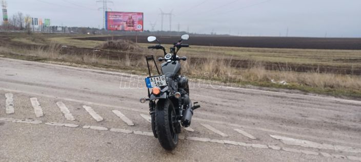 YAMAHA XV 950