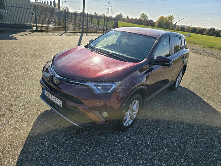 TOYOTA RAV 4 Rav4 2.0 D-4D Active 2WD
