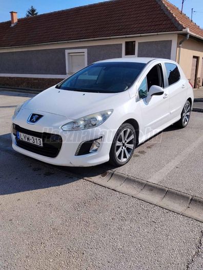 PEUGEOT 308 1.6 e-HDi Access
