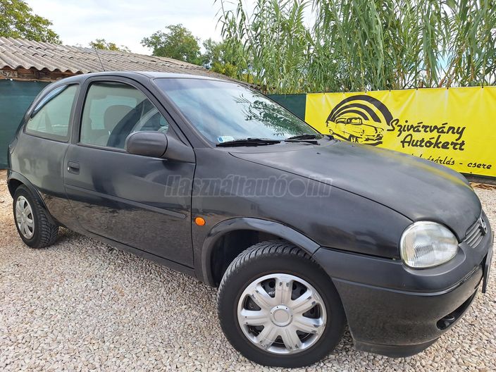 OPEL CORSA 1.0i 12V City