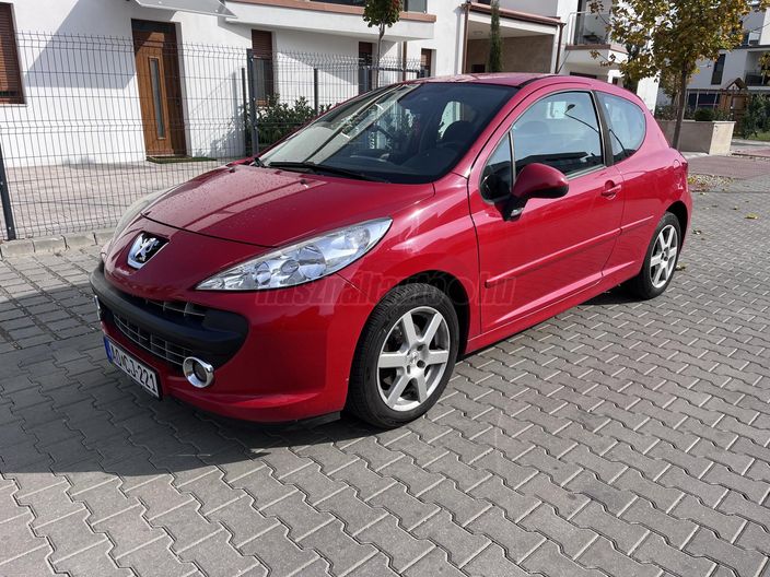 PEUGEOT 207 1.6 VTi Premium