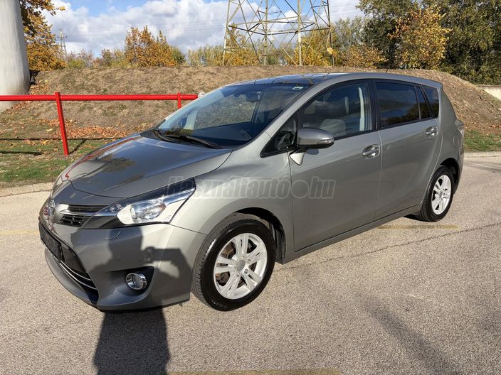 TOYOTA VERSO 1.8 Lounge CVT