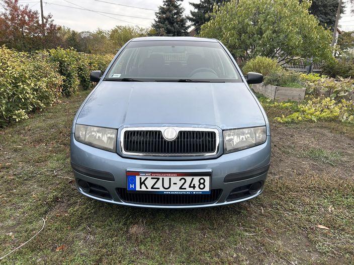 SKODA FABIA Sedan 1.4 16V Classic