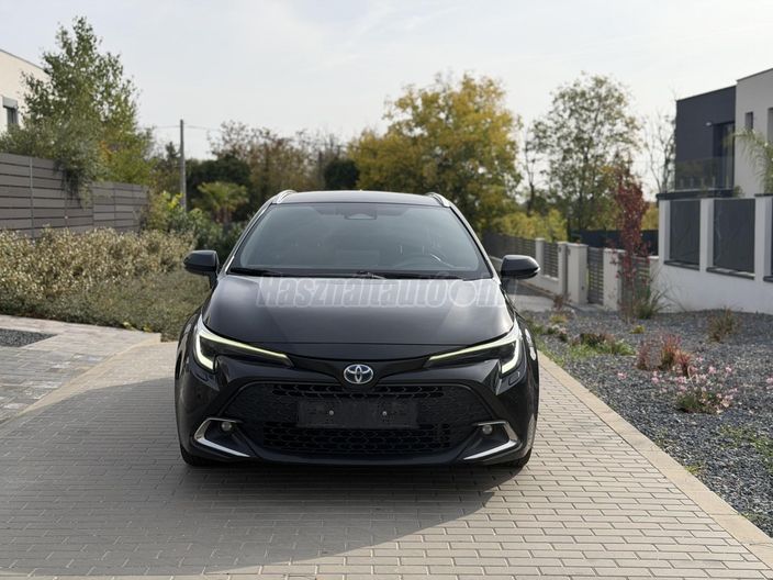 TOYOTA COROLLA Touring Sports 1.8 Hybrid Comfort Style Tech e-CVT
