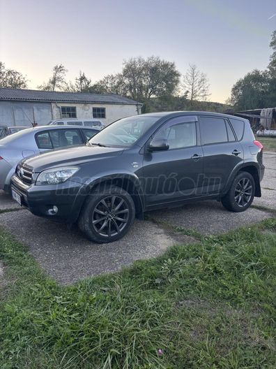 TOYOTA RAV 4 Rav4 2.2 D-4D X Leather