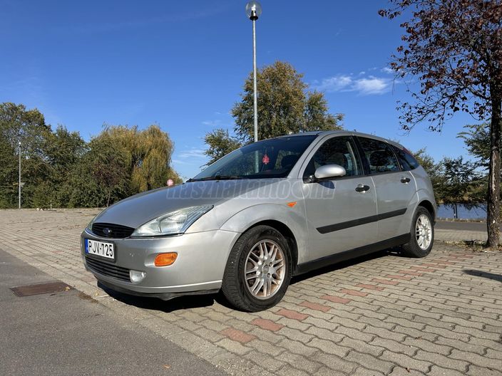 FORD FOCUS 1.6 Ambiente