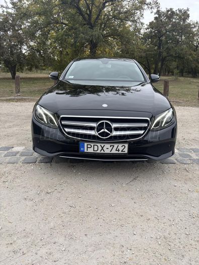 MERCEDES-BENZ E 200 d 9G-TRONIC