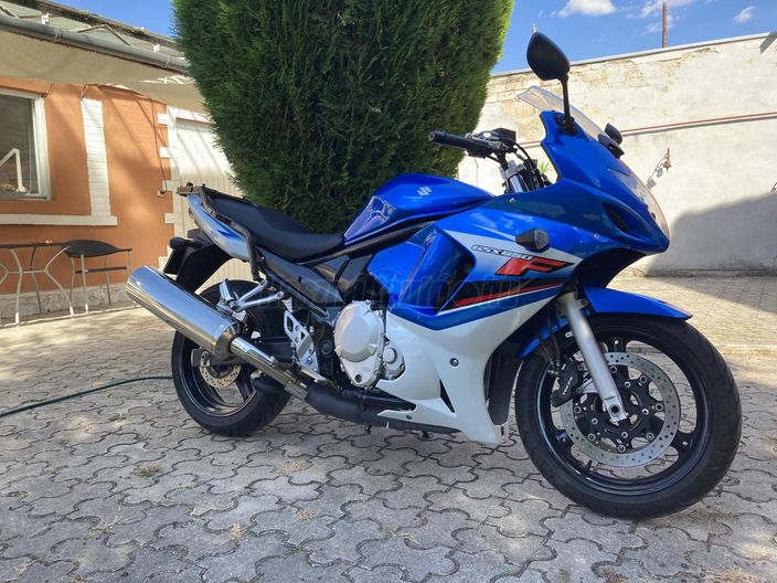 SUZUKI GSX 650 F